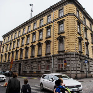 Kuvassa on suojelupoliisin päämaja on Helsingin Punavuoressa osoitteessa Ratakatu 12 syyskuussa 2020.