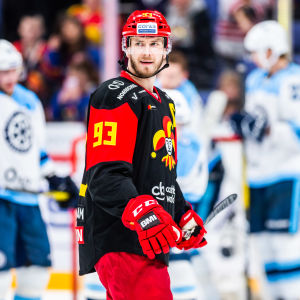 Jokerit åker på sin andra bortaturné och möter Sibir Novosibirsk på lördag. Peter Regin