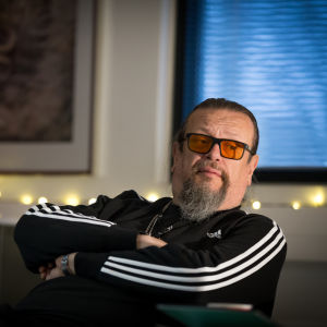 Markus Selin är grundare av filmbolaget Solar Films. Han har producerat en lång rad av finska filmer, till exempel filmerna om Risto Räppääjä och filmatiseringen av Sofi Oksanens bok Utrensning Solar Films elokuva-alan tuotantoyhtiön omistaja ja vastaava tuottaja Markus Selin, toimisto, Lauttasaari, 27.11.2017.