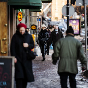 Helsingin Kalliossa nautittiin aurinkoisesta säästä 25. tammikuuta 2022.