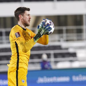 Jesse Joronen spelade sin första match på Olympiastadion. Målvakten Jesse Joronen på Olympiastadion.