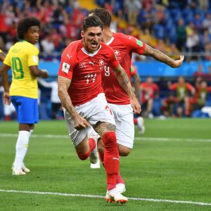 Zuber nätade i premiären för Schweiz. Steven Zuber gjorde mål mot Brasilien i premiären.