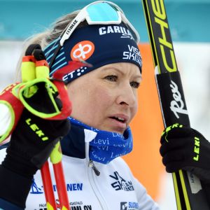 Riitta-Liisa Roponen hiihtotamineissa.