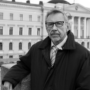 Svartvit bild på justitiekansler Jaakko Jonkka.