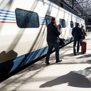 Allegro-juna Helsingin rautatieasemalla.