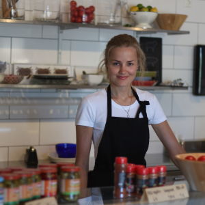 Isabella Asplund vid Köttdisken