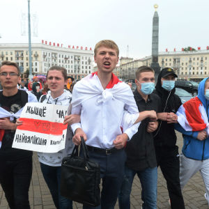 Studerande som demonstrerar i Minsk 1.9.2020. 