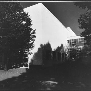 Arkkitehti Alvar Aallon suunnittelema, vuonna 1935 valmistunut Viipurin kaupunginkirjasto