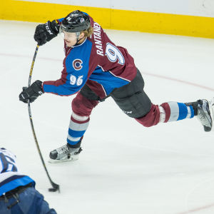 Rantanen fjärde finländare att mäkta med hattrick den här säsongen. Mikko Rantanen, januari 2017.