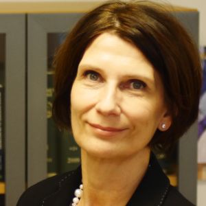 Tiina Rintamäki-Ovaska on holhoustoimen päällikkö Uudenmaan maistraatissa.