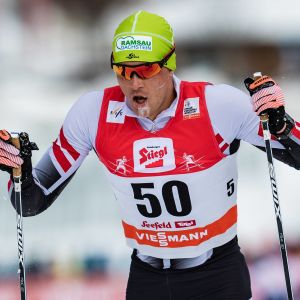 Max Hauke skidar.