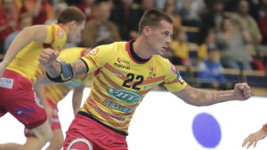 Sundbergs lagkompisar har dålig koll på att Nico Rönnberg stod för 72 mål i Champions League. Nico Rönnberg