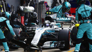 Bottas stod för en till imponerande insats. Valtteri Bottas under ett depåstopp.