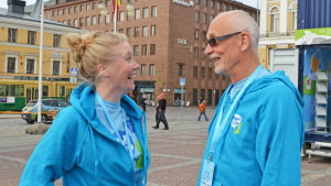 Johanna Stenback är programproducent och Ulf Grindgärs sitter i styrgruppen för Popup Österbotten. Popup Österbotten fyller Senatstorget i juni 2015