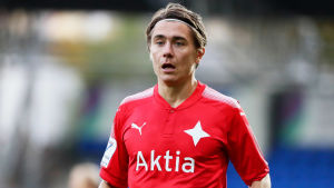 Pekka Sihvola är ordförande för spelarföreningen. Pekka Sihvola har spelat ligafotboll i HIFK.