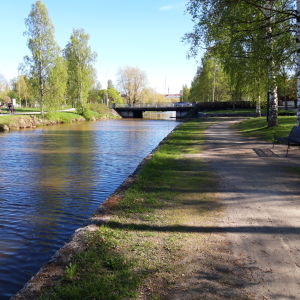 Näkymä Antti Chydeniuksenkadun sillalle Rantakadun puoleiselta rannalta.