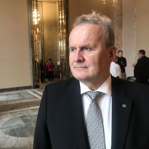 Hannu Hoskonen är utbildad skogsbruksingenjör och han ser stora möjligheter att vidareutveckla torven. Hannu Hoskonen