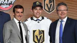 Vegas reserverade Nick Suzuki som draftens 13:e spelare sommaren 2017. Vegas reserverade Nick Suzuki som draftens 13:e spelare sommaren 2017.