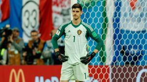Belgiens målvakt Thibaut Courtois var på buttert humör efter semifinalförlusten. Belgiens målvakt Thibaut Courtois var på buttert humör efter semifinalförlusten.