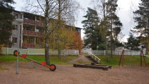 Vesterby daghem och förskola verkar i dag i hyrda lokaler i ett flervåningshus. Vesterby daghem (eg en underavdelning till Österby daghem med namn "Vesterby").