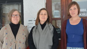 Marianne Hemgård, Paula Saarento och Teija Mustonen vill veta vad skärgårdsborna tycker om sin kulturmiljö. Landskapsmuseet och Curatio samlar in kulturmiljö i skärgården.