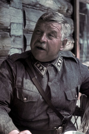 kenraaliluutnantti Taavetti Laatikainen kesä-heinäkuussa 1942
