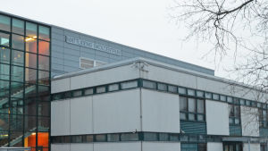 Mattliden i Esbo utsågs till partnerskola för klasslärarutbildningen vid Helsingfors universitet. Mattlidens skolcentrum