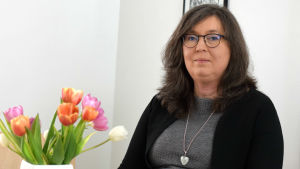 Några enstaka vårdnadshavare och anställda har tagit kontakt direkt med bildningsdirektören Tina Nordman om jämställdhetsfrågor inom bildningen. Personporträtt av Tina Nordman.