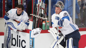 Finlands erfarna målvaktsduo håller definitivt NHL-måttet. Tuukka Rask och Pekka Rinne i World Cup-turneringen.