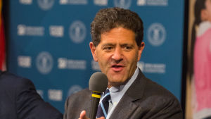 Klyftan växer ytterligare mellan de som har och de som inte har, säger Nick Hanauer Den amerikanske affäremannen Nick Hanauer