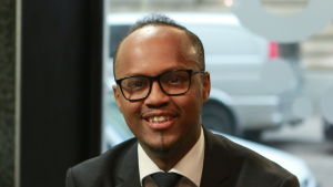 Abdirahim Husu Hussein berättar om olaga hot och våldsamma fantasier som skickas till honom. Abdirahim "Husu" Hussein