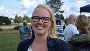 Heidi Himmanen är politiker i Lojo och talar varmt för tvåspråkighet. Heidi Himmanen
