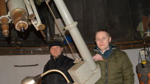 Jani Järvinen och Max Forsman i Observatoriet. Jani Järvinen och Max Forsman i Observatorium i Karis.