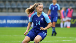 Heidi Kollanen stod för ett mål och en assist mot Albanien. Heidi Kollanen.