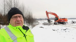 Nisse Vainio, ordförande i direktionen för Affärsverket Lovisa Vatten. man på åker