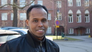 Mohamed Ahmed Roble jobbade på barnhem. Mohamed Ahmed Roble gjorde sin praktik i Somalia.