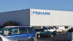 Fiskars fabrik ligger inte längre i Fiskars bruk utan i Billnäs. Arkivbild. Fiskars logo