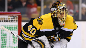 7. Tuukka Rask Tuukka Rask gör sig beredd för att rädda skott.