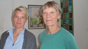 Elin Söderlund och Margaretha Söderlund jobbar båda med bioresonans Elin Söderlund och Margaretha Söderlund står och ler mot kameran.