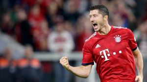 Robert Lewandowski är skadad och missar kvartsfinalmatchen. Robert Lewandowski.