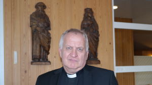 Harry S. Backström är kyrkoherde i Väståbolands svenska församling och biskopsvalets andra doktor. Harry S Backström