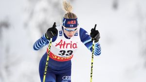 Jasmi Joensuu var en av fyra finländskor som tog världscuppoäng. Jasmi Joensuu åker i Ruka.