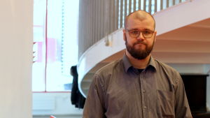 Henrik Hökman Henrik Hökman fördömer vålder som sker i samband med Vasa Sports hemmamatcher.