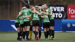 TiPS tonårstalanger har gått från klarhet till klarhet under säsongen. TiPS firar ett mål i cupfinalen mot Åland United.