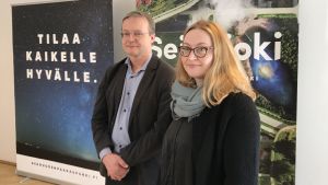 Erkki Välimäki och Arja Lassila vid Seinäjoki stad menar att det viktigaste är att man jobbar aktivt och mångsidigt med att förebygga övervikt bland barn och unga. Erkki Välimäki och Arja Lassila vid Seinäjoki stad menar att det viktigaste är att man jobbar aktivt och mångsidigt med att förebygga övervikt bland barn och unga.
