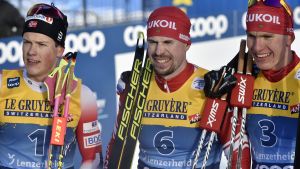 Här är dagens tättrio med vinnaren Sergej Ustiugov i mitten. Johannes Hösflot Kläbo, Sergej Ustiugov och Aleksandr Bolsjunov.