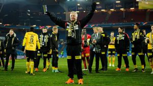 2017 vann Erlandsen norska cupen med Lilleström. Arne Erlandsen efter cupsegern 2017.