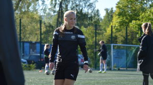 Jutta Rantala toppar skytteligan med elva mål på lika många matcher. Jutta Rantala, TPS träningar, våren 2017.