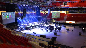Förberedelser inför festivalen Land i sikte (Maata näkyvissä) i Åbo 2014. Förberedelser inför festivalen Maata näkyvissä i Åbo 2014