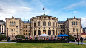Då norska Stortingets datasäkerhet hotades i augusti anklagade Norge Ryssland, men kunde inte ge tillräckligt med bevis. Stortinget, det norska parlamentet.